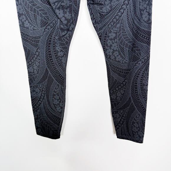Athleta Small S Black Gray Elation Textured Tight in Dreamweaver Lace Print - Picture 6 of 12